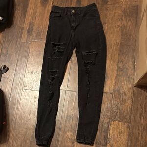 Stylish Black Distressed skinny Women Jeans